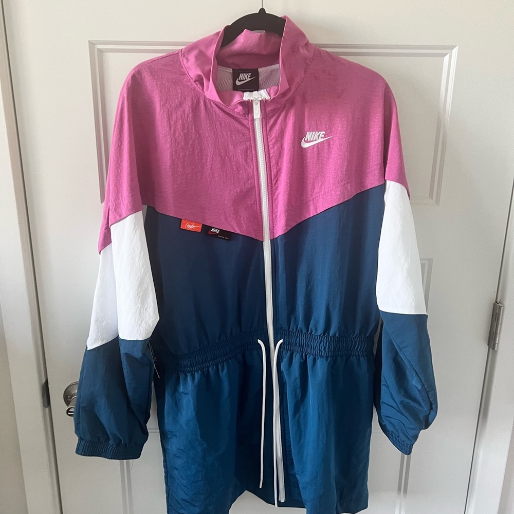 Nike Throwback Jacket- NEW